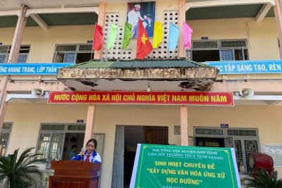Trường THCS Tịnh Giang tổ chức sinh hoạt chuyên đề “xây dựng văn hóa ứng xử học đường”