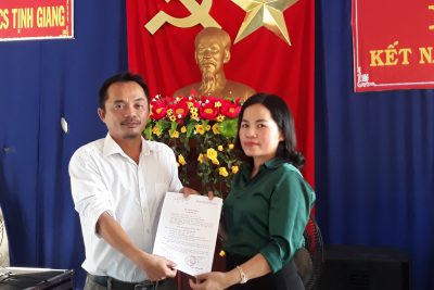 LỄ KẾT NẠP ĐẢNG VIÊN MỚI