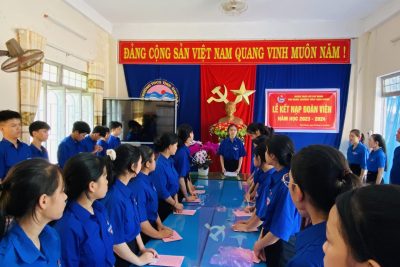 LỄ KẾT NẠP ĐOÀN VIÊN NĂM HỌC 2023 – 2024